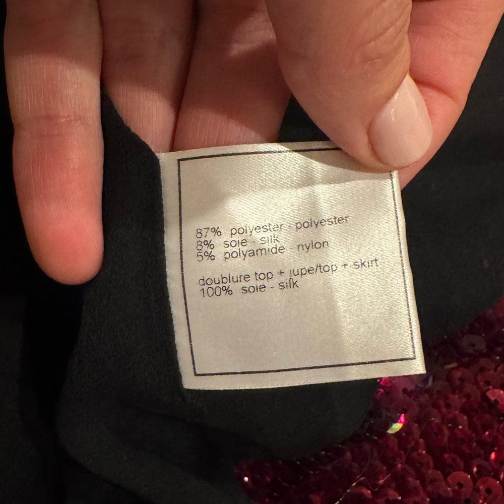 Vintage CHANEL two piece Skirt and top set - Picture 10 of 13